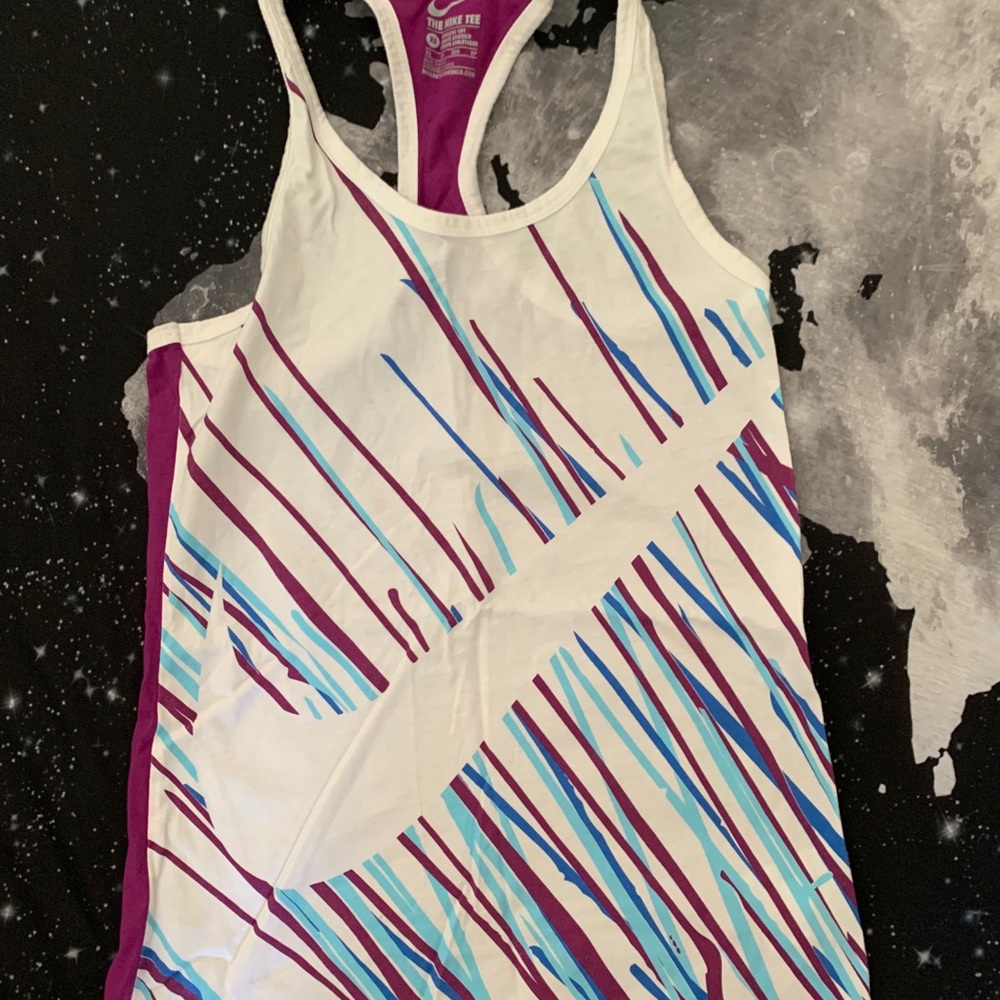 Nike workout tank top